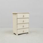 1392 5556 CHEST OF DRAWERS